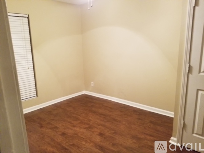 409 Old Mayhew Road 3 Beds Townhouse for Rent - Photo gallery 5