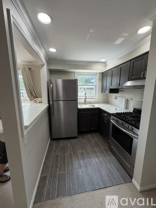 333 E 25th St 1 Apartment for Rent - Photo gallery 2