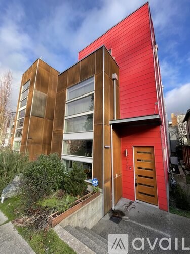 1754 18Th Avenue South 3 Beds Apartment for Rent