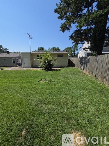 9221 Kathlyn Dr 3 Beds Single Family Home for Rent - Photo gallery 2