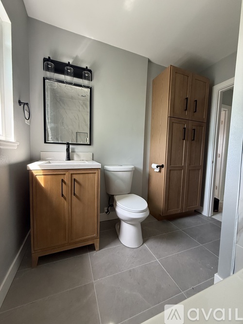8205 London Avenue 3 Beds Single Family Home for Rent - Photo gallery 2