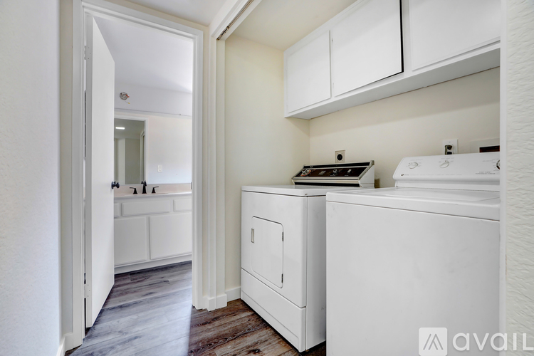 6672 San Benito Ave 3 Beds Single Family Home for Rent - Photo gallery 3