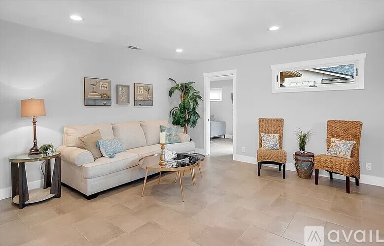 2427 West 239th Street 3 Beds Single Family Home for Rent - Photo gallery 2