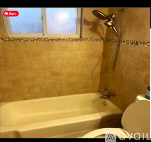 2053 East 90th Place 4 Beds Single Family Home for Rent - Photo gallery 3