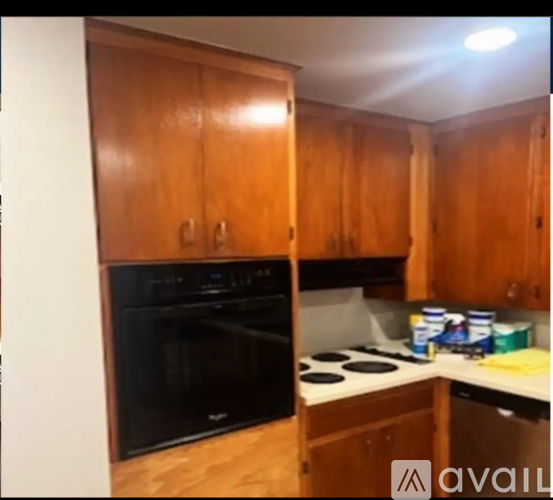 2053 East 90th Place 4 Beds Single Family Home for Rent - Photo gallery 4