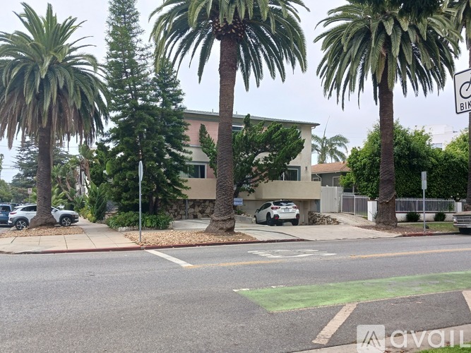 1025 Idaho Ave 3 Beds Apartment for Rent - Photo gallery 1