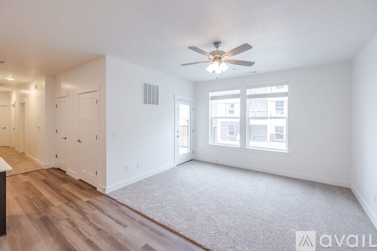 874 Hemsworth Way 3 Beds Condo for Rent - Photo gallery 3