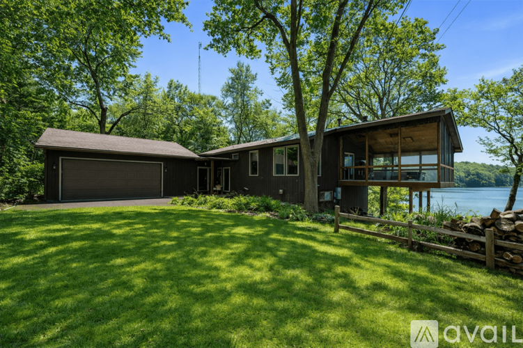 2470 Crooked Lake Rd 4 Beds Single Family Home for Rent - Photo gallery 1