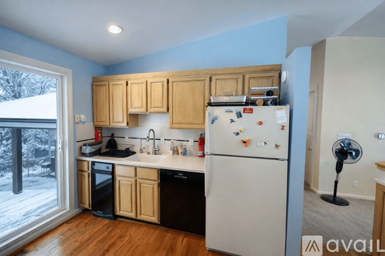 2470 Crooked Lake Rd 4 Beds Single Family Home for Rent - Photo gallery 3