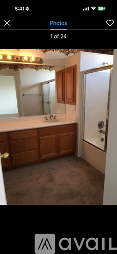 671 Bennett Avenue 3 Beds Single Family Home for Rent - Photo gallery 2