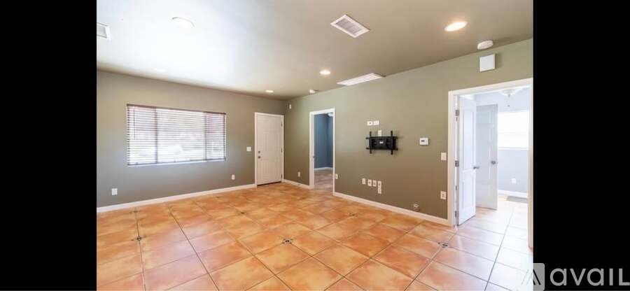28943 Greenspot Road 2 Beds Single Family Home for Rent - Photo gallery 5