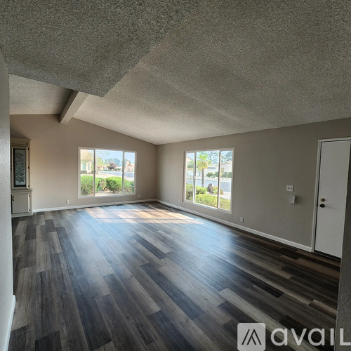 10776 Cherry Hills Drive 2 Beds Single Family Home for Rent - Photo gallery 2