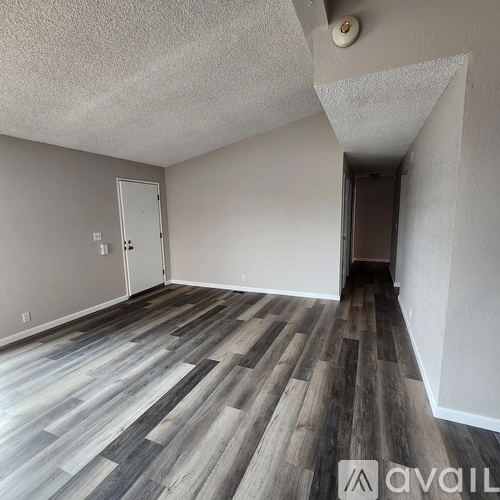 10776 Cherry Hills Drive 2 Beds Single Family Home for Rent - Photo gallery 3