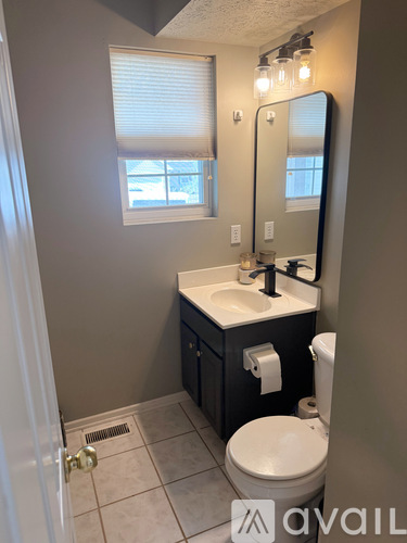 2707 Arrowhead Lane 4 Beds Single Family Home for Rent - Photo gallery 4