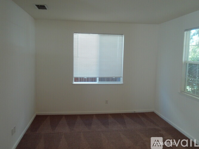 2026 La Rabyn Way 4 Beds Single Family Home for Rent - Photo gallery 4