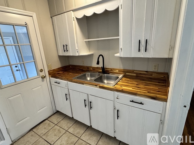 322 Hill St 3 Beds Single Family Home for Rent - Photo gallery 3