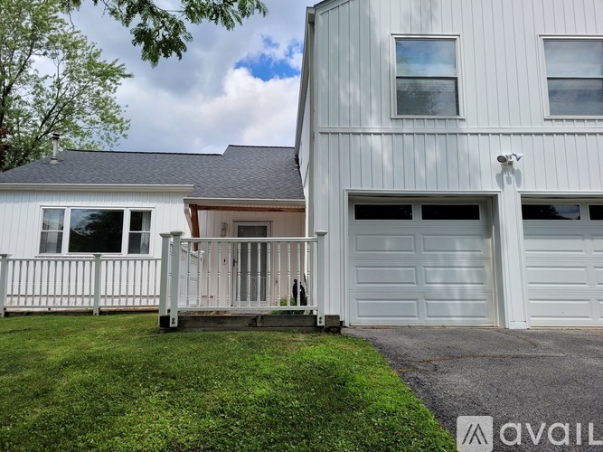100 Byron Ct 4 Beds Single Family Home for Rent - Photo gallery 1