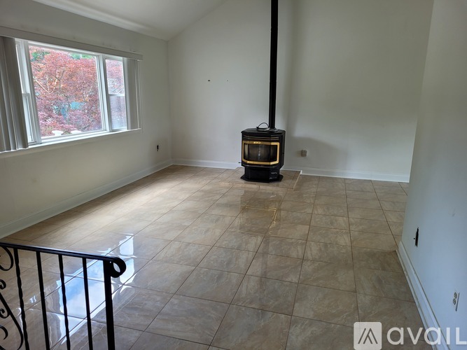 100 Byron Ct 4 Beds Single Family Home for Rent - Photo gallery 5