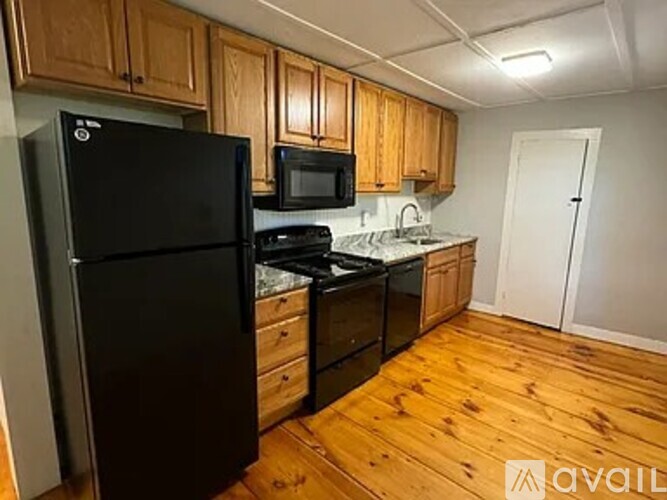 130 West St 4 Beds Apartment for Rent - Photo gallery 3