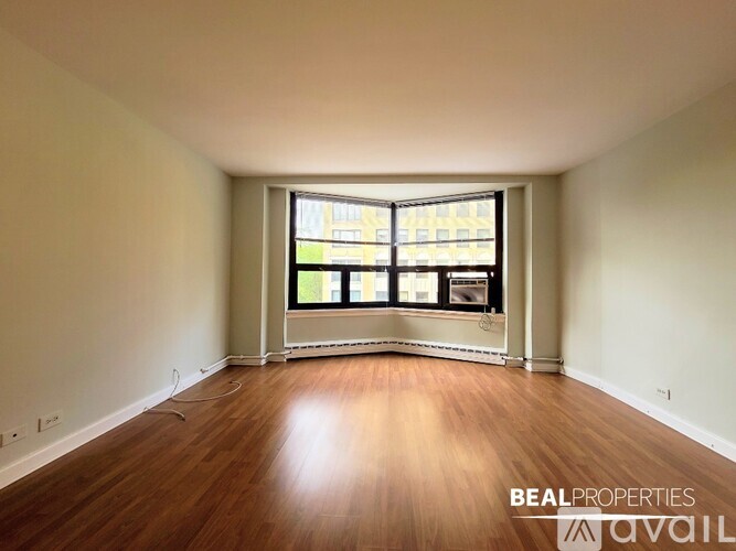 445 W Wellington Ave 1 Apartment for Rent - Photo gallery 5