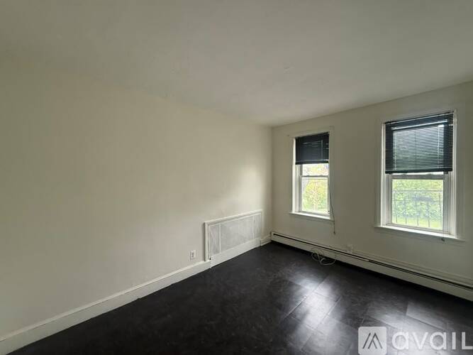 390 State St 3 Beds Apartment for Rent - Photo gallery 1