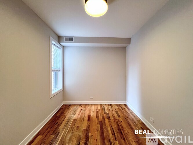 656 W Wrightwood Ave 1 Apartment for Rent - Photo gallery 5