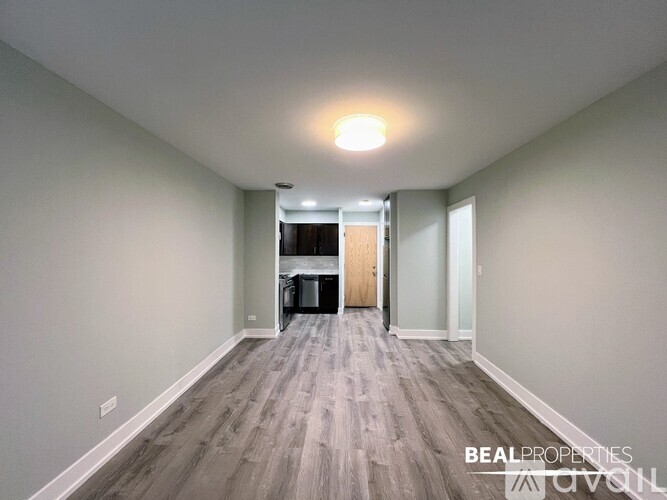 445 W Barry Ave Studio Apartment for Rent - Photo gallery 2