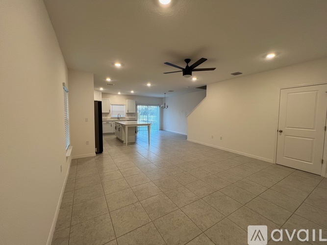 3904 Academia Avenue 3 Beds Townhouse for Rent - Photo gallery 5