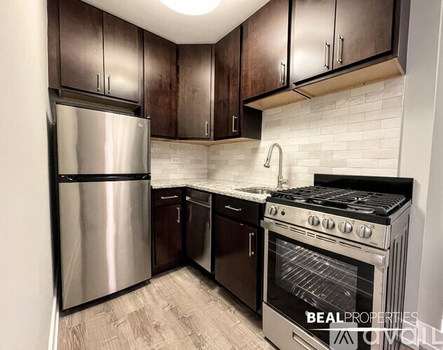 445 W Barry Ave Studio Apartment for Rent - Photo gallery 4