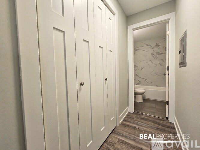 445 W Barry Ave Studio Apartment for Rent - Photo gallery 4