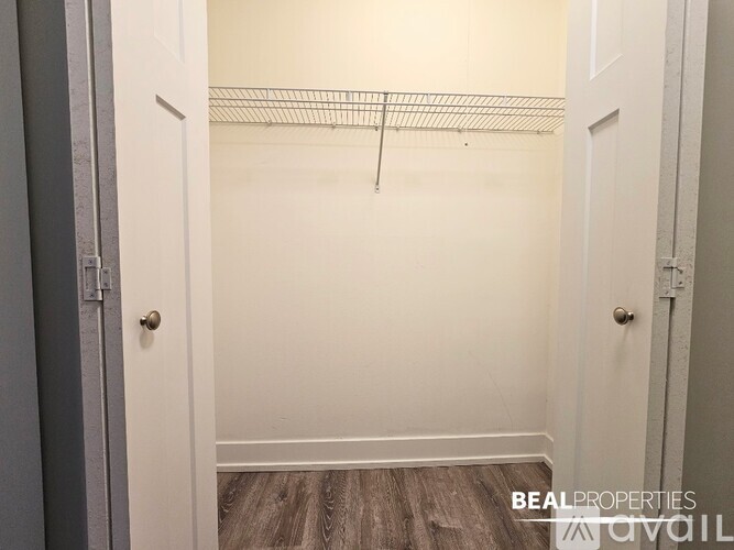 445 W Barry Ave Studio Apartment for Rent - Photo gallery 5