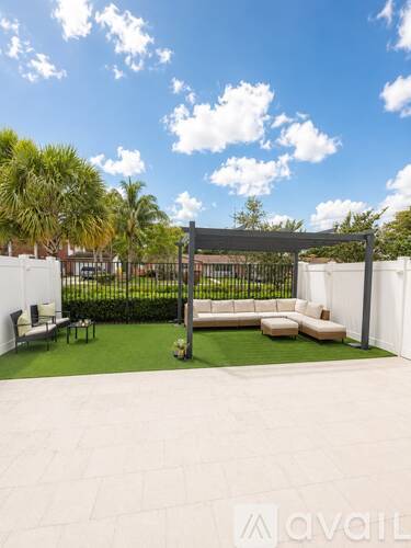 452 NW 203rd Terrace 3 Beds Townhouse for Rent - Photo gallery 3