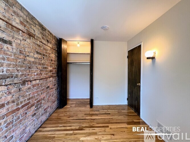 600 W Surf St 2 Beds Apartment for Rent - Photo gallery 4