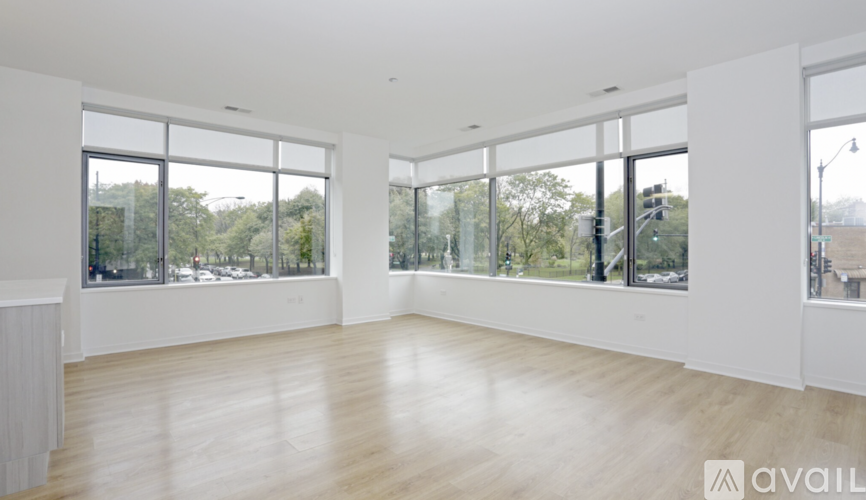 558 W Webster Ave Studio Apartment for Rent - Photo gallery 1