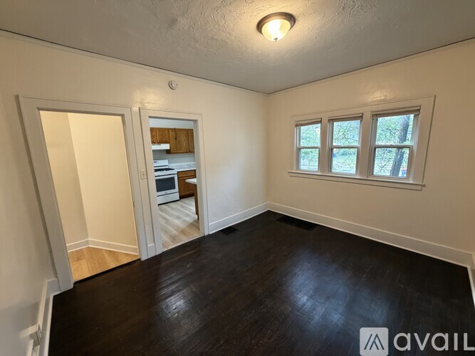 1801 Paris Avenue Southeast 2 Beds Apartment for Rent - Photo gallery 4