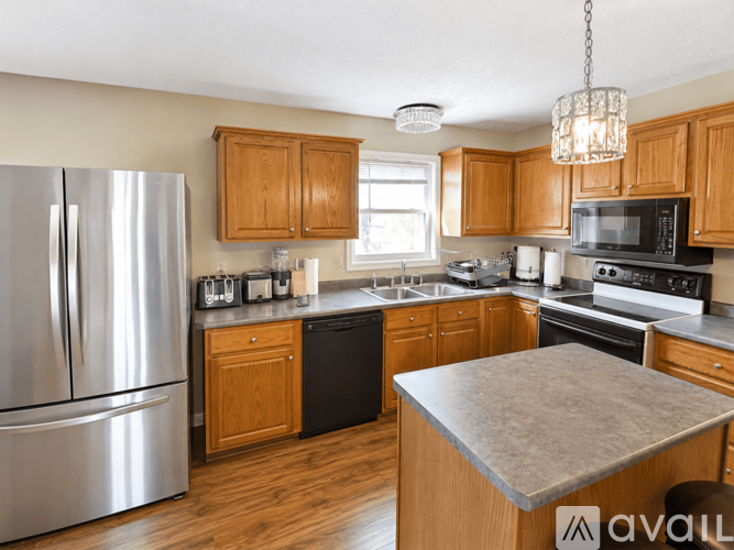 4118 Emerson Rd 4 Beds Single Family Home for Rent - Photo gallery 2