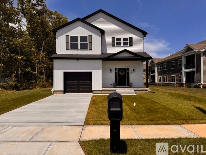 904 Calvin Street 4 Beds Single Family Home for Rent - Photo gallery 1