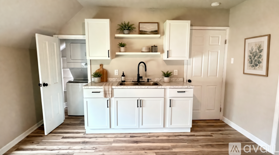 1129 Broadway Ave 2 Beds Townhouse for Rent - Photo gallery 1