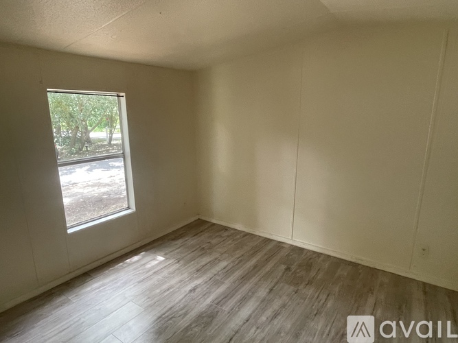 169 Hickory Ave 2 Beds Single Family Home for Rent - Photo gallery 4