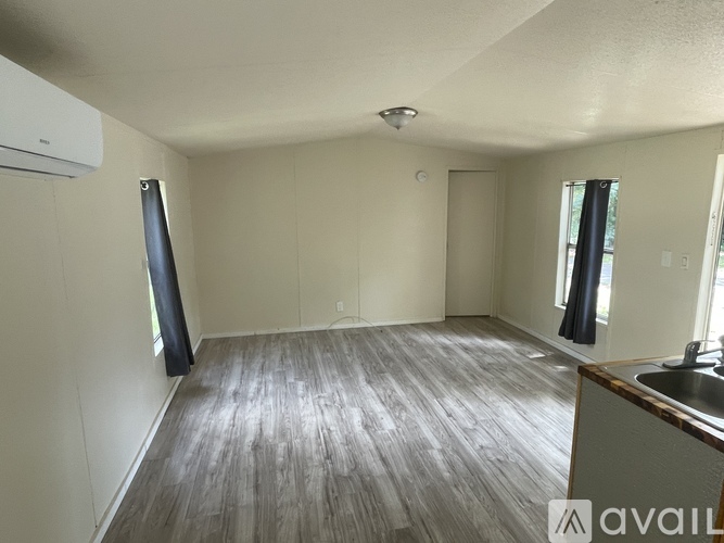 169 Hickory Ave 2 Beds Single Family Home for Rent - Photo gallery 5