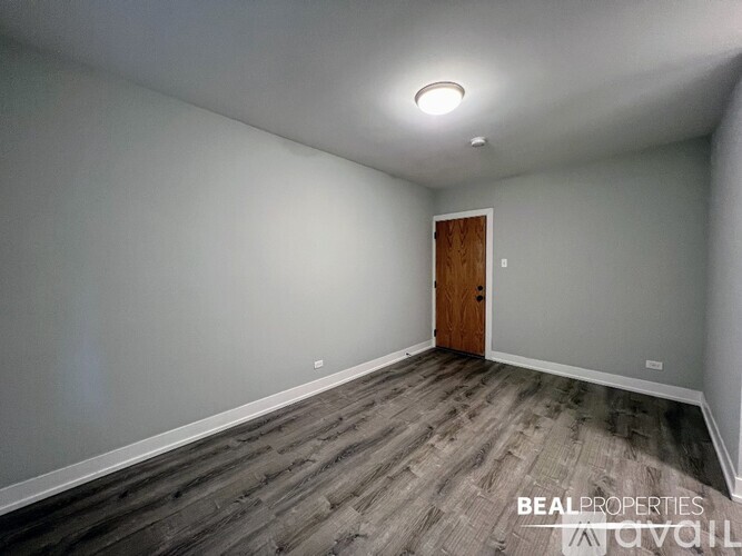431 W Belden Ave Studio Apartment for Rent - Photo gallery 3