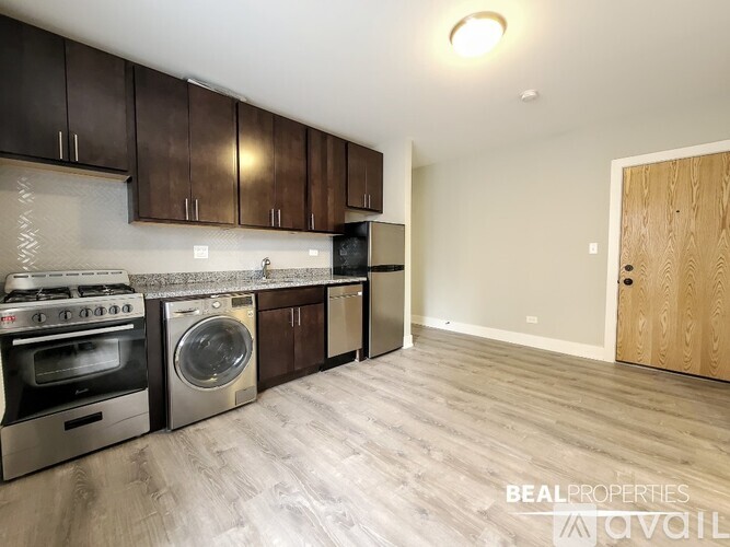 W Belden Ave Studio Apartment for Rent - Photo gallery 4