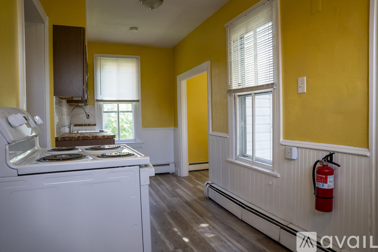 462 N Charlotte St 1 Apartment for Rent - Photo gallery 2