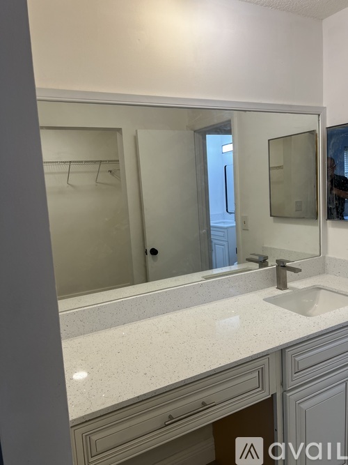 5335 Northwest 5th Street 2 Beds Single Family Home for Rent - Photo gallery 1
