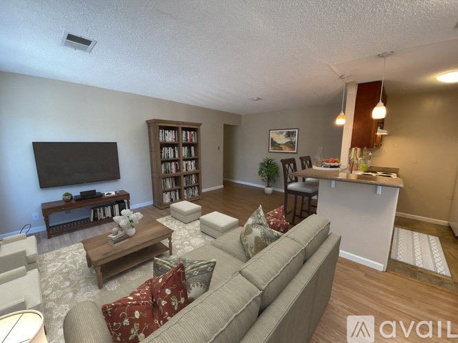 2118 Peppertree Way 2 Beds Condo for Rent - Photo gallery 4