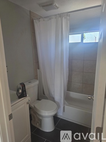 1608 Crown Hill Avenue 4 Beds Apartment for Rent - Photo gallery 3