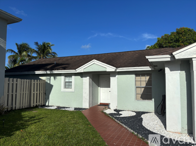 3753 Northwest 107th Way 3 Beds Single Family Home for Rent - Photo gallery 2