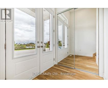MAIN - 925 HICKORY CRESCENT 4 Beds House for Rent - Photo gallery 3