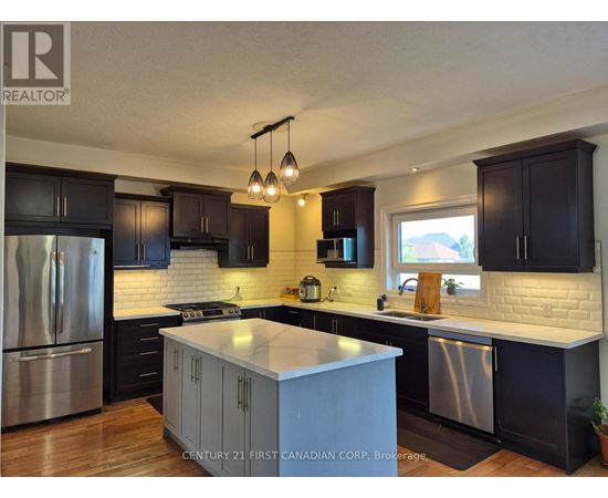 1961 CEDARPARK DRIVE 4 Beds House for Rent - Photo gallery 4