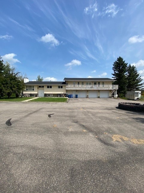 243080 Range Road 281A 5 Beds Apartment for Rent